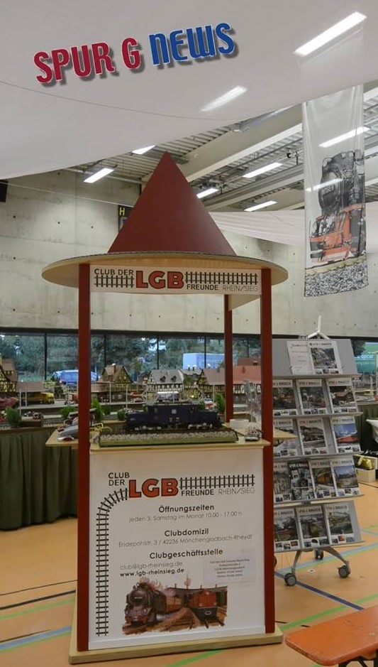 Unser Infostand - Club der LGB Freunde Rhein Sieg - Vorführung der digitalen Steuerung durch Navigator, Handy, Tablett und PC