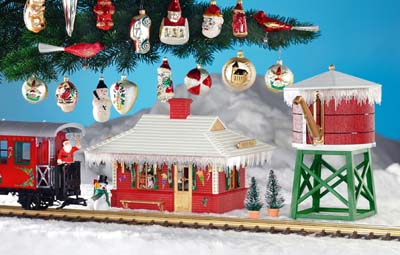 Weihnachten ist schon vorbei  - aber in 2007 kommt zum Weihnachtsbahnhof noch der passende Weihnachtsturm. 